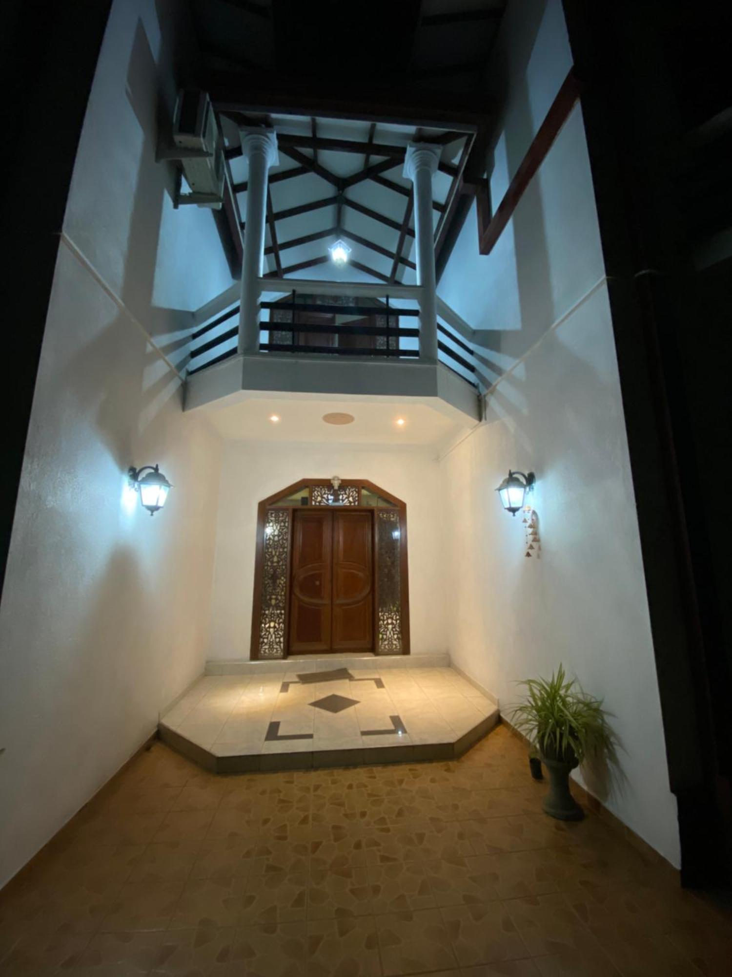 The Serene House Negombo Dış mekan fotoğraf